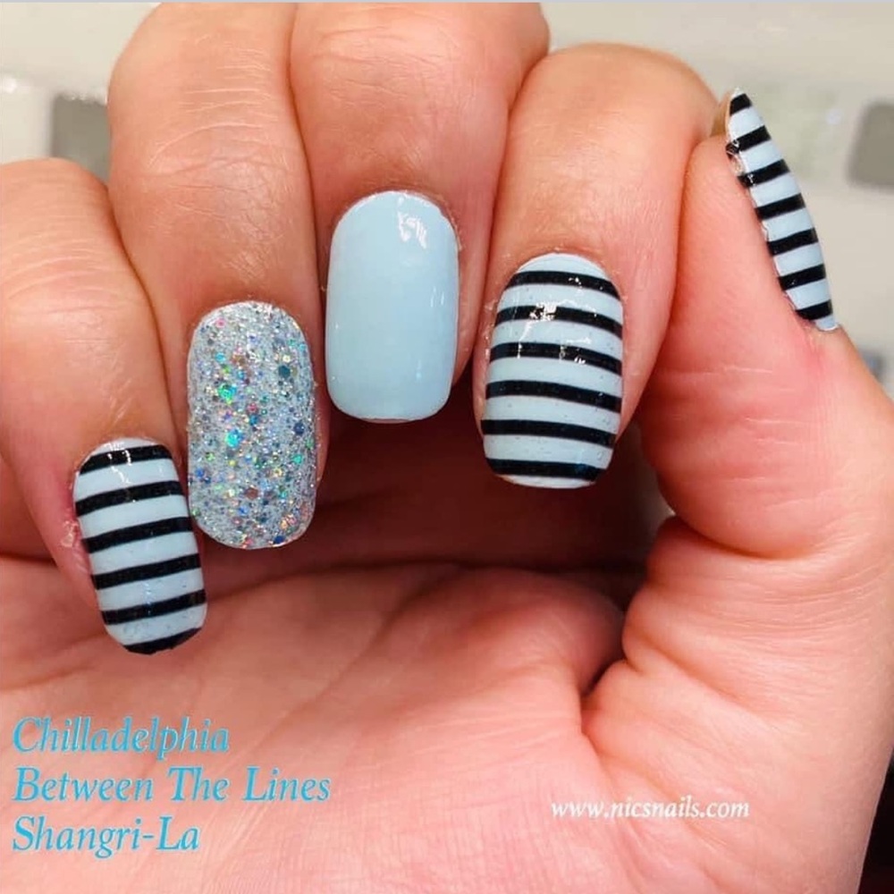 *Retired* Color Street: Between the Lines | Stripes Clear Overlay Black Layer - Picture 6 of 11